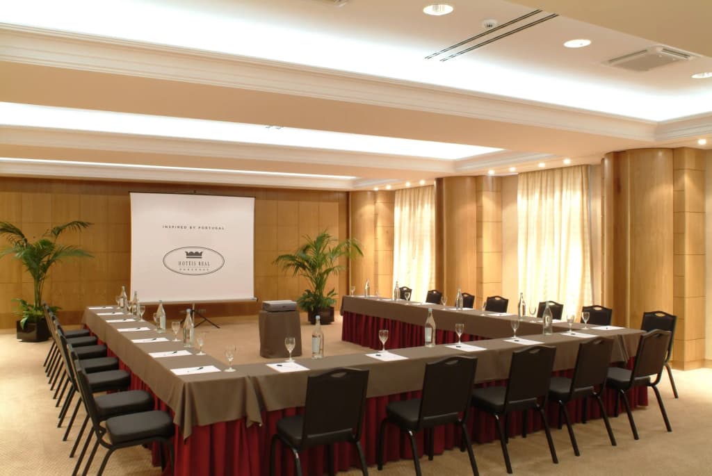 Hotel Real Palacio - photo 19