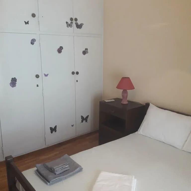 Lovely 1-bed Apartment in Athina - photo 3
