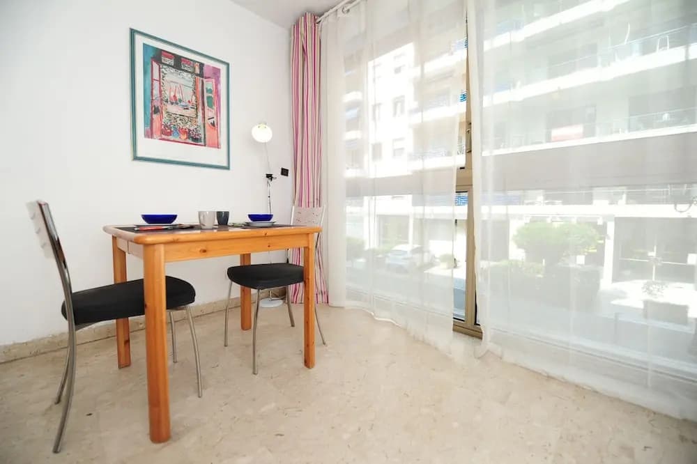 Studio Massenet Five Stars Holiday House - photo 5