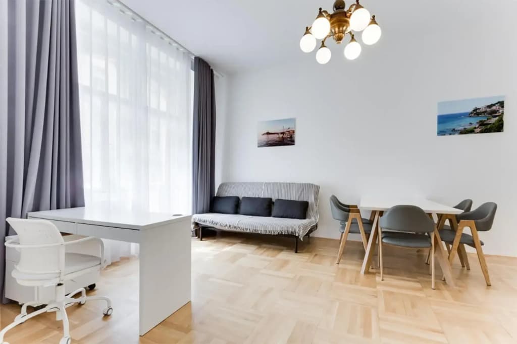 The Dancing House Residence - photo 5