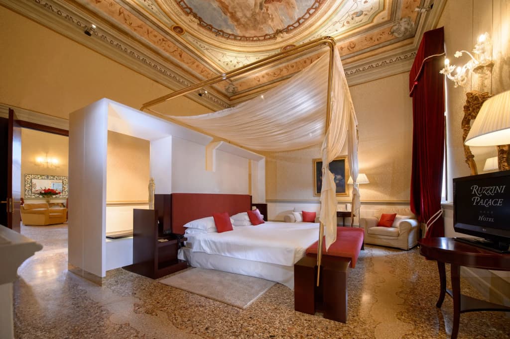 Ruzzini Palace Hotel - photo 42