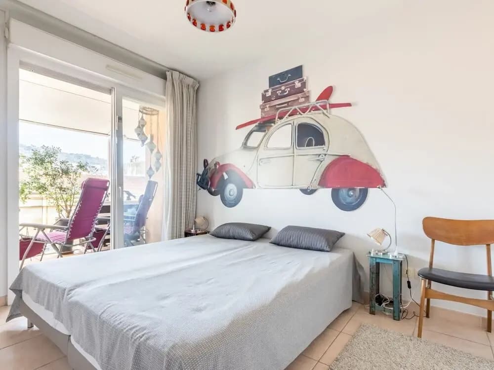 Elegant Holiday Home in Nice with Balcony - photo 4