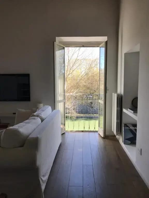 Over The Tiber Loft - photo 5