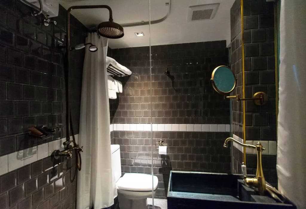 PlayHaus Thonglor Hotel - photo 8