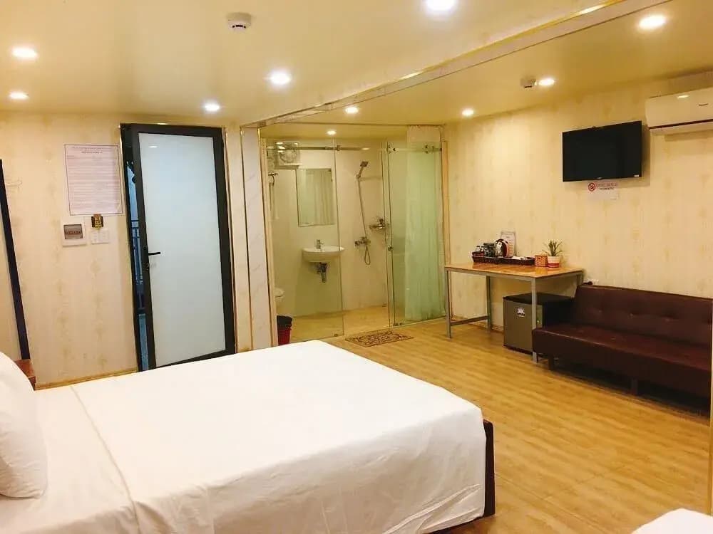 Babylon Ha Long Hotel - photo 3