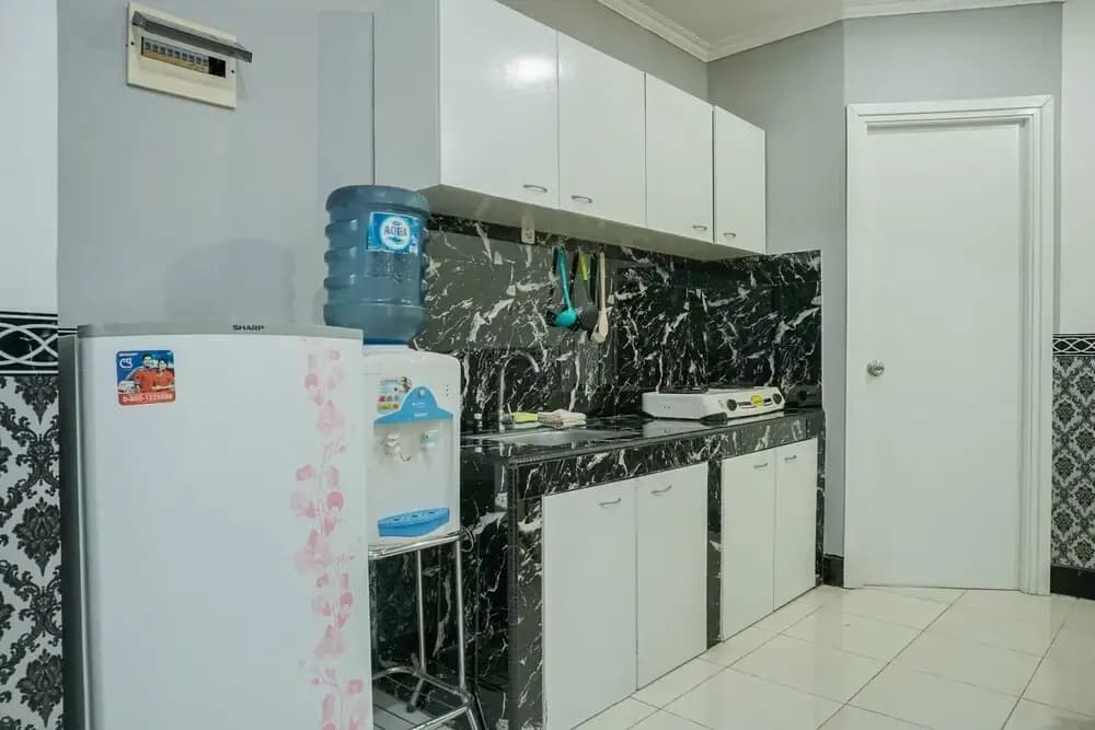 Fully Furnished with Comfortable 2BR Grand Palace Kemayoran Apartment - photo 19