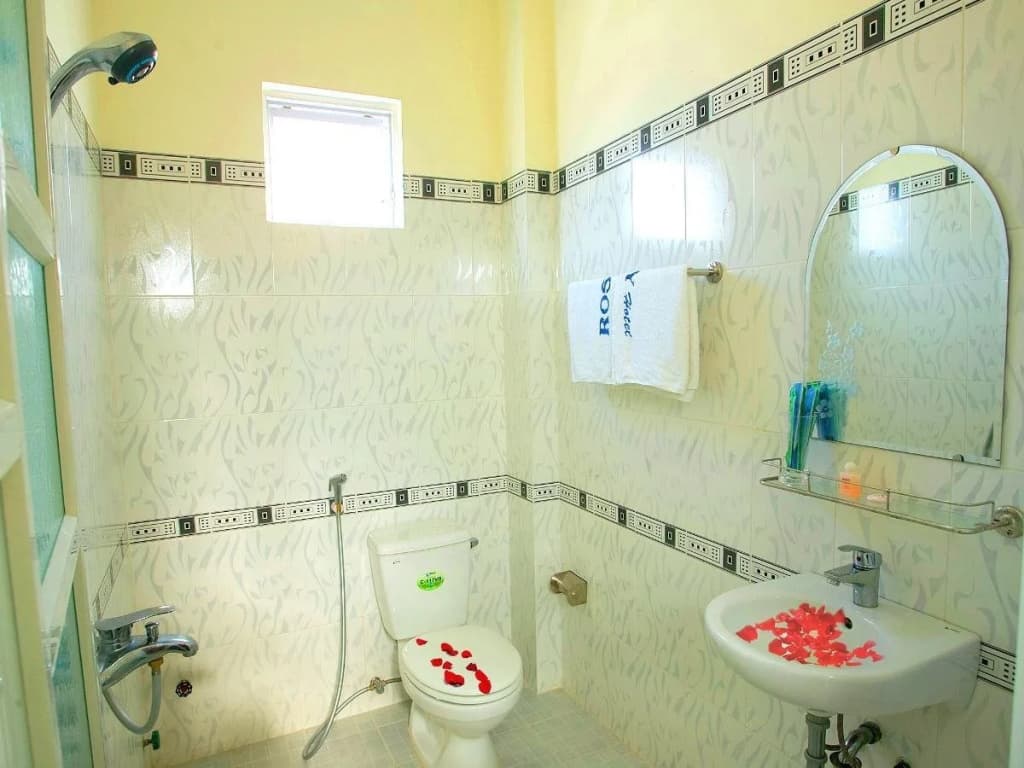 Rosy Hotel Nha Trang - photo 9