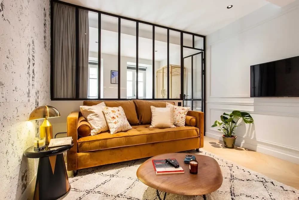 Magnificent 1 Room Apartment - photo 5