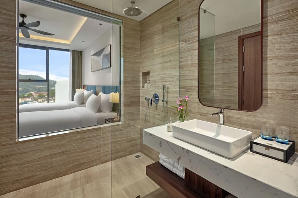 The Watson Premium Halong Hotel - photo 3