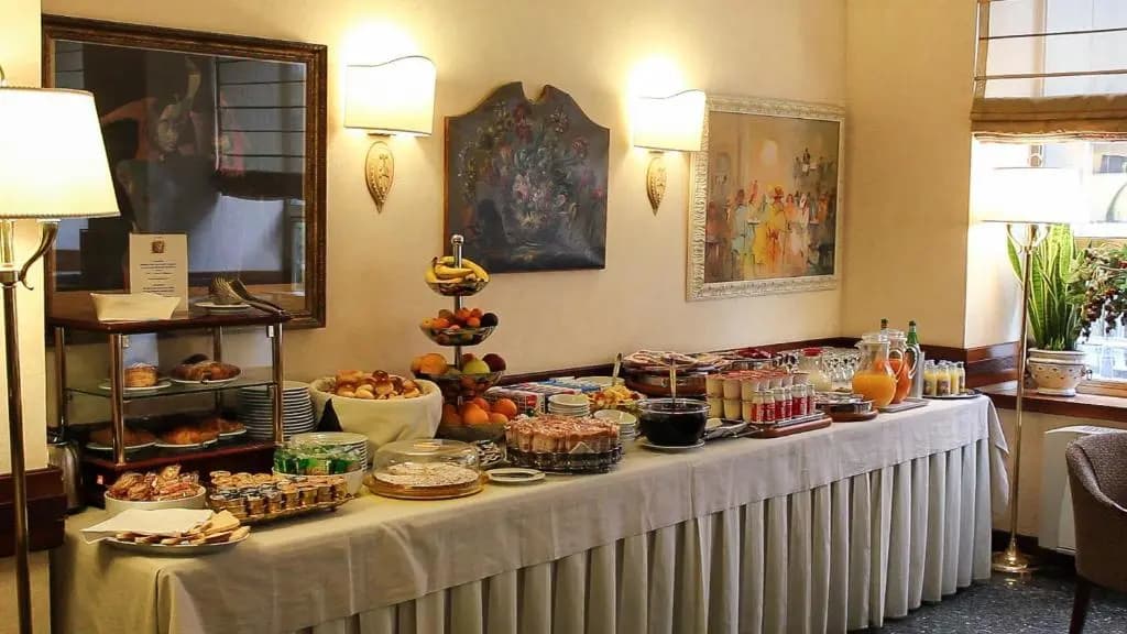 Hotel Bristol - photo 33