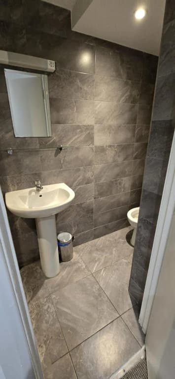 The Craven Hotel - photo 36