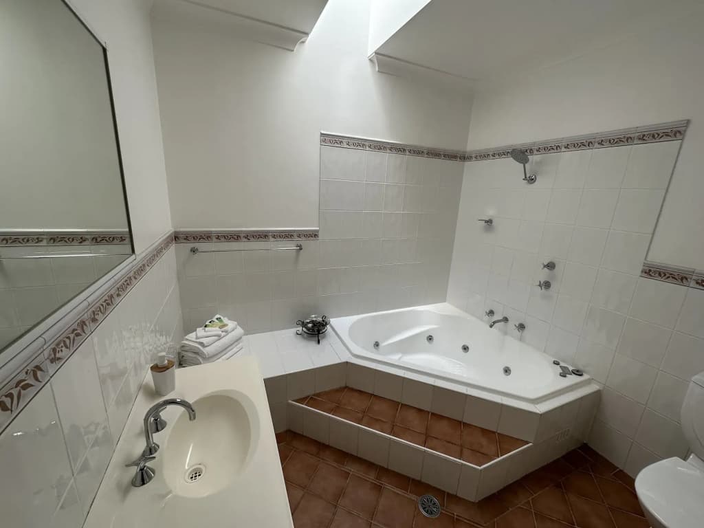 Valley of the Waters B&B - photo 16