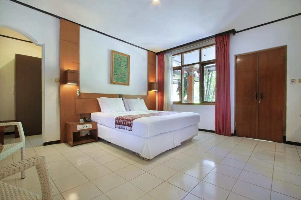 Puri Naga Beachfront Cottages - photo 30