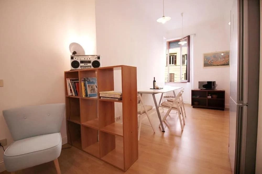 Spacious Apt Steps away from the Vatican - photo 3