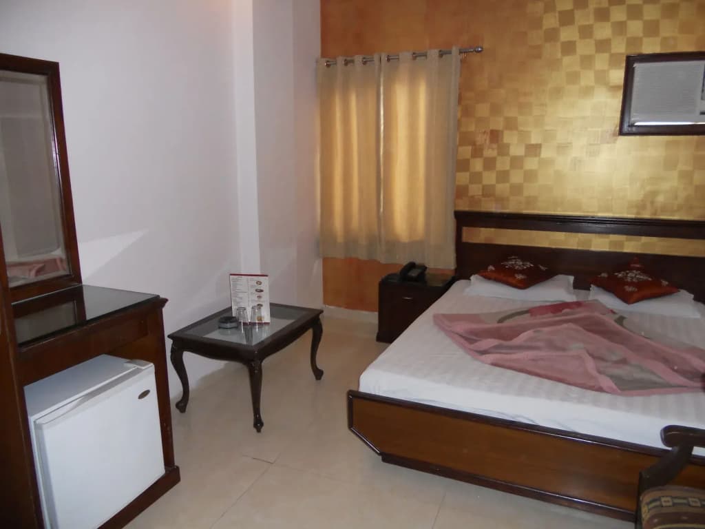 Hotel Amax Inn - photo 3