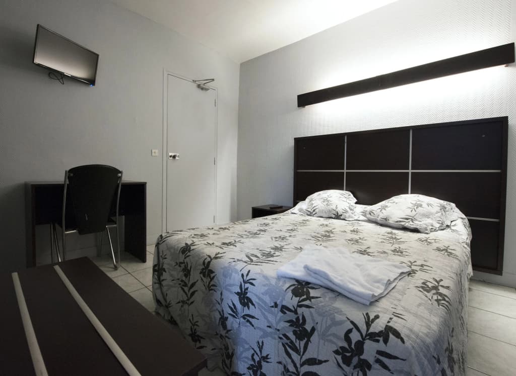 Hôtel Du Globe 18 - photo 13