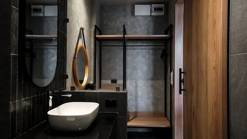 Lush Inn Phuket - photo 6