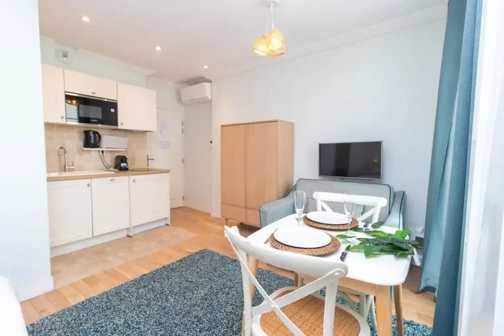 Superb and New Studio in the Center of Paris - photo 15