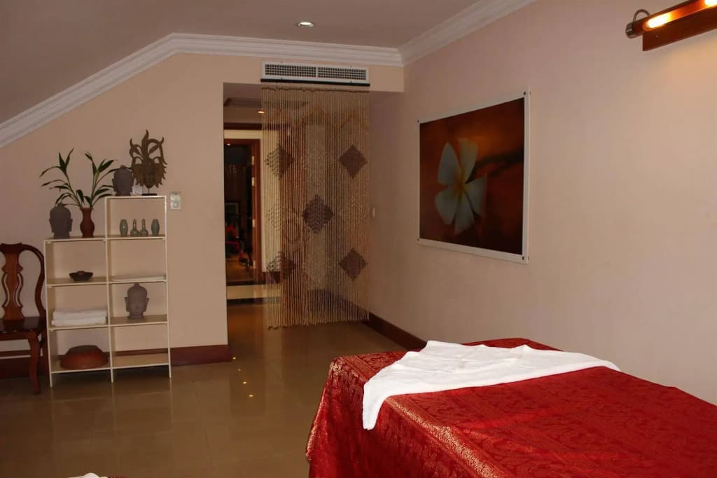 Sun Inns Hotel - photo 22