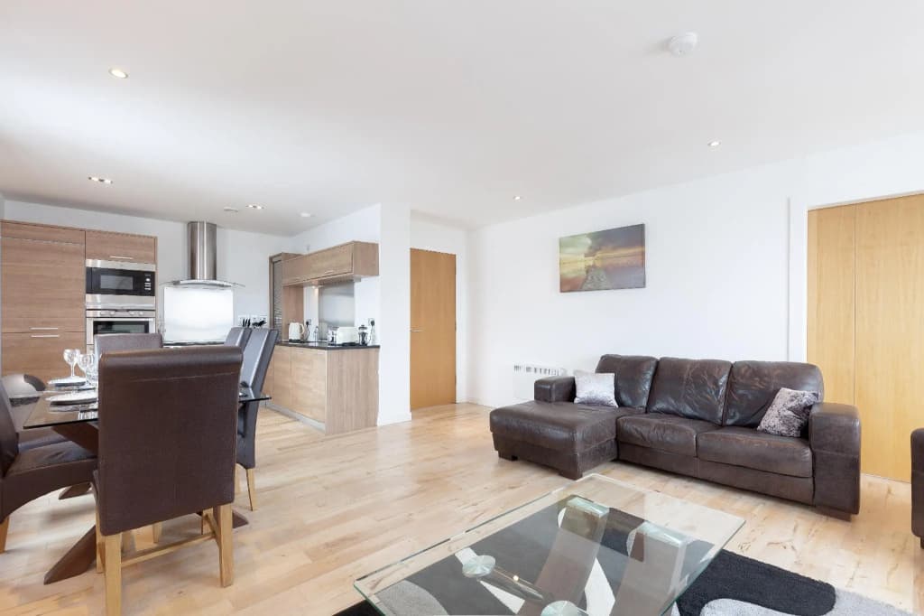 Stylish Penthouse Suite - photo 3