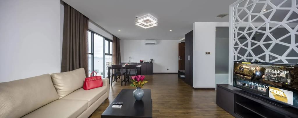 Meriton Hotel - photo 19