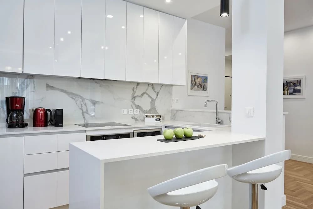 Luxurious Spacious Apt next  Hilton Area - photo 9