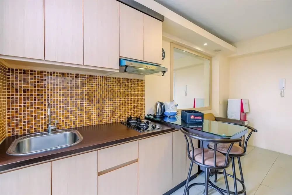 Strategic 2Br Apartment At Bassura City - photo 9