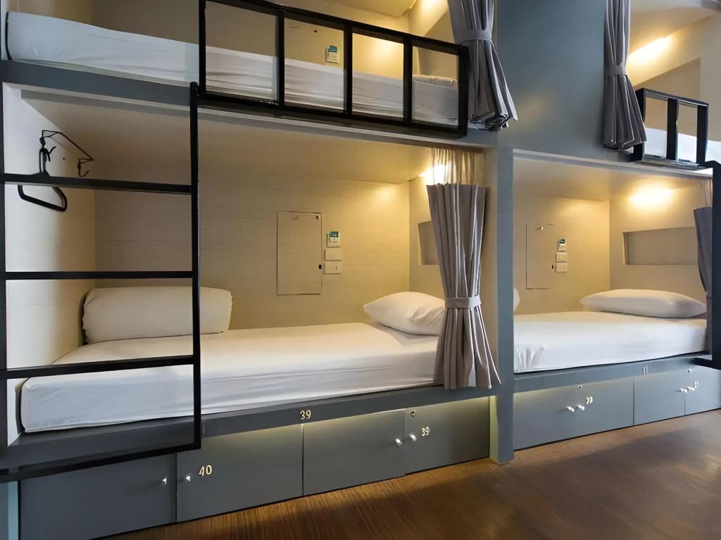 The Cube Hostel Silom - photo 4