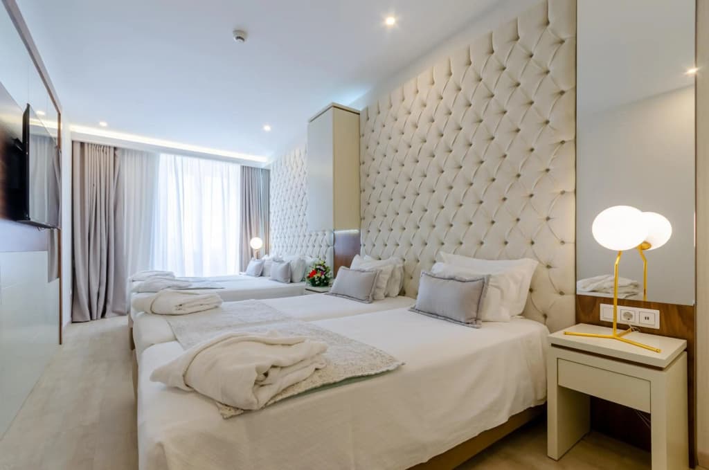 Hotel Borges Chiado - photo 31
