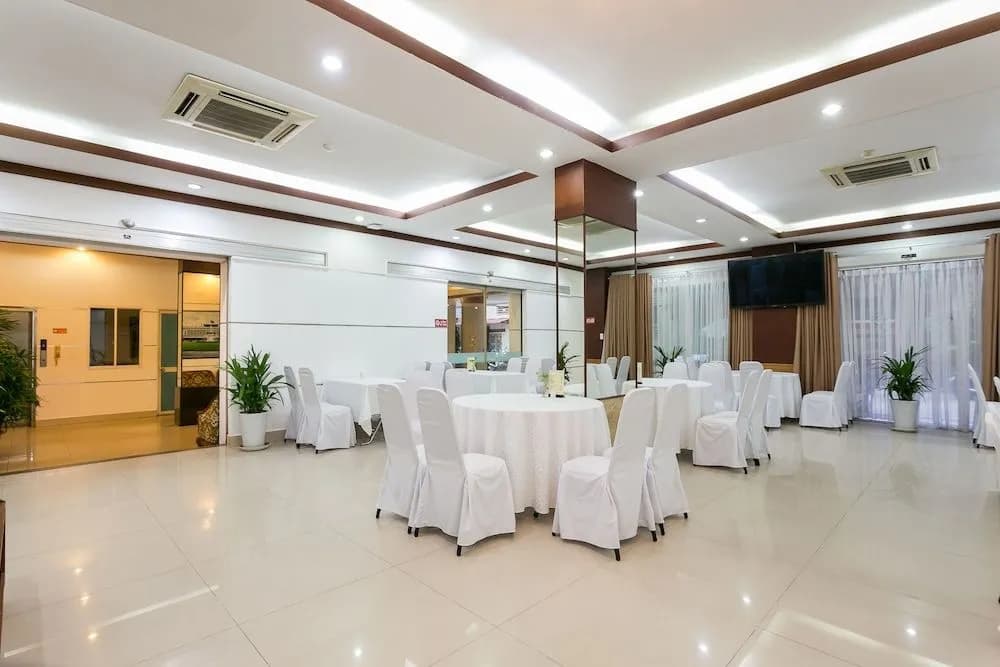 OYO 226 Tao Dan Hotel - photo 19