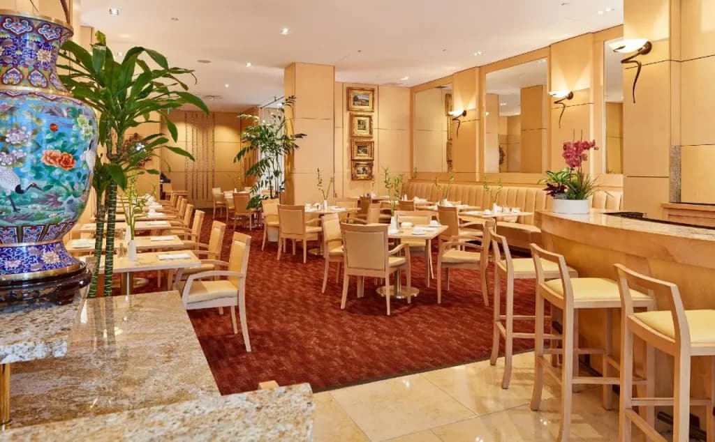Orchard Garden Hotel - photo 24