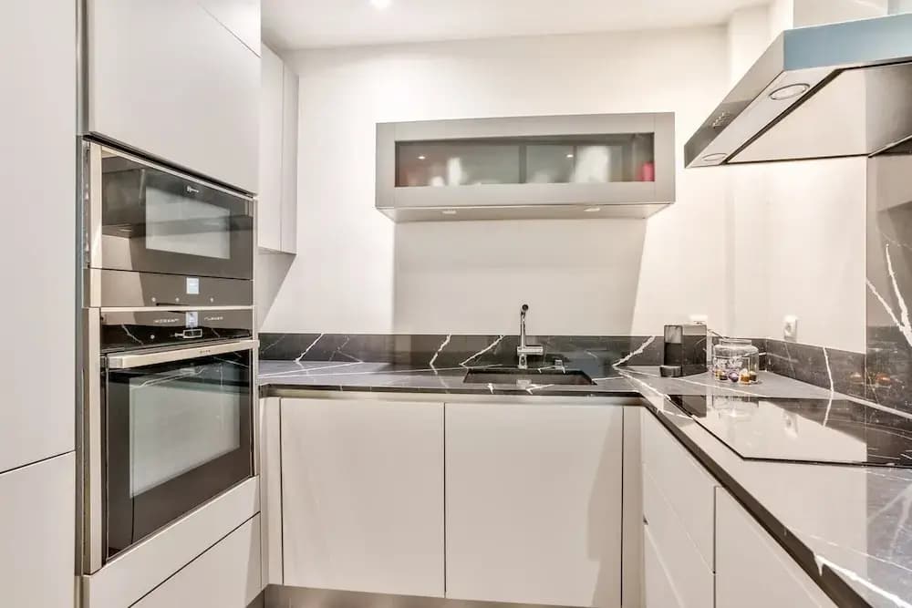 Apartment With Balcony Near Gare Montparnasse - photo 12
