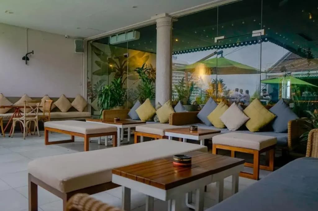 Fairway Colombo - Sri Lanka's First Hotel With Robot Technology - photo 22
