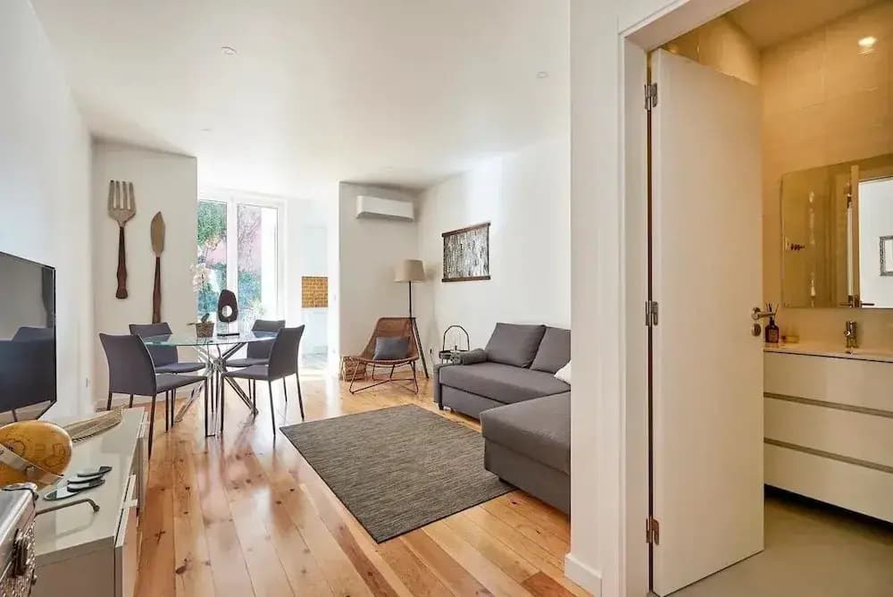 Modern 1-Bed With Ac & Private Terrace - photo 12