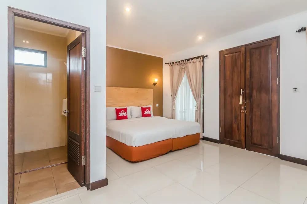 ZEN Rooms Seminyak Batu Belig - photo 6