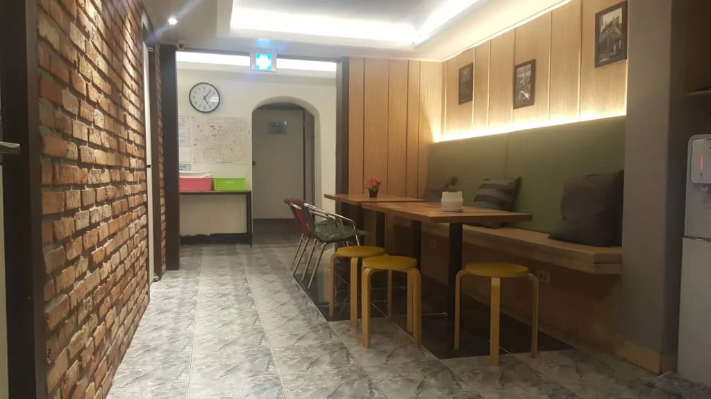 Myeongdong Time Hostel - photo 12