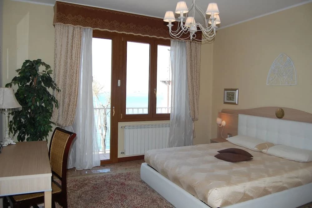 Oasis Golden Lagoon Chalet - photo 6
