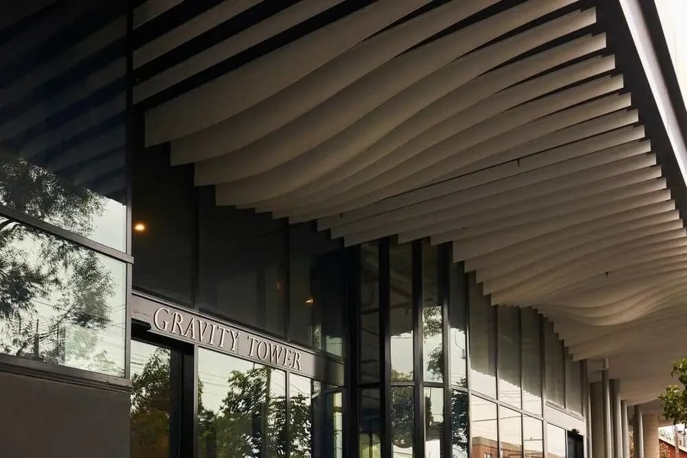 Panoramic Melbourne Views from Stylish Apartment - photo 1