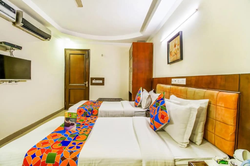 Fabhotel Signature Plaza - photo 18