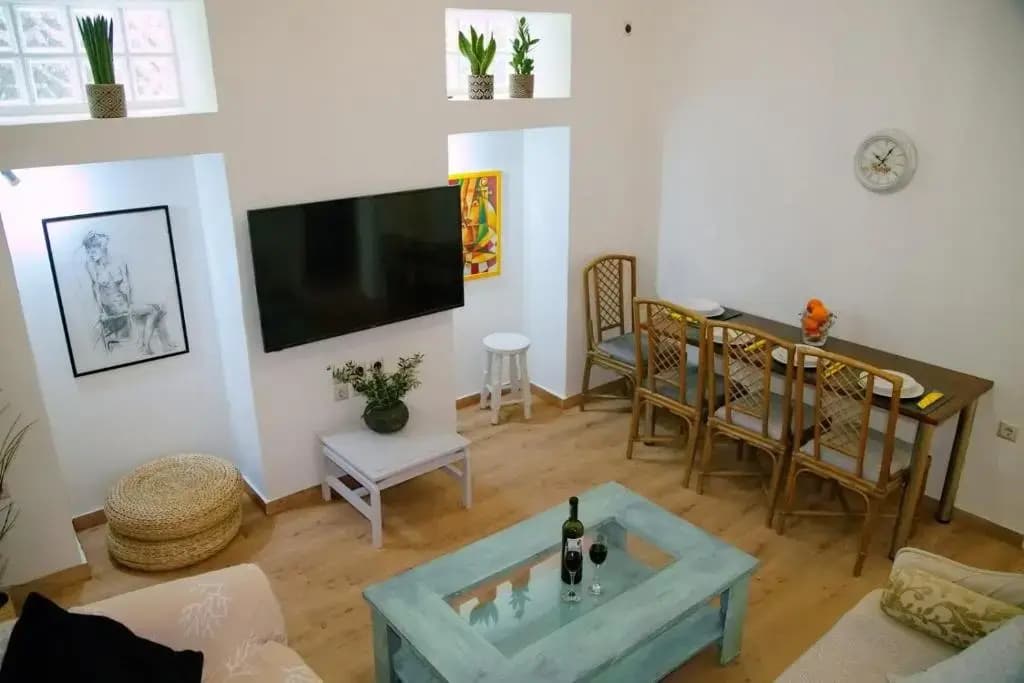 Athens Bounty Garden House 2BR 2BA Free Parking - photo 2