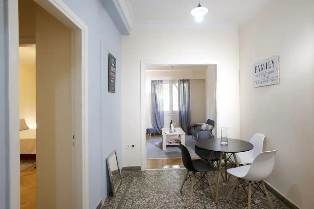 Three bedrooms apartment at the center of Athens - photo 1