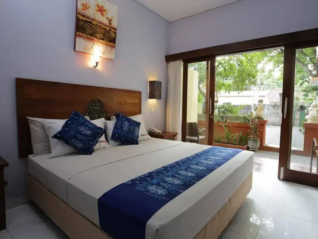 RedDoorz @ Pantai Cemara Sanur - photo 3