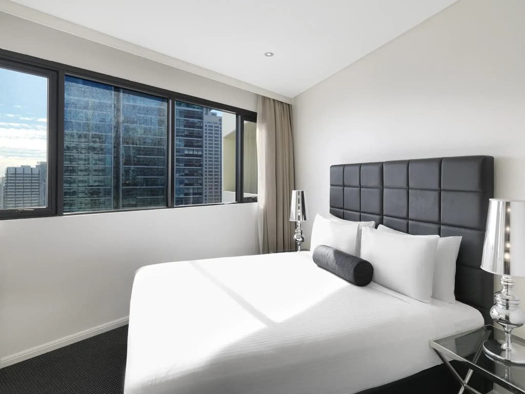 Meriton Suites Kent Street, Sydney - photo 6