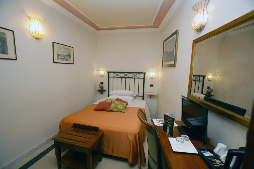 Hotel Domus Florentiae - photo 5