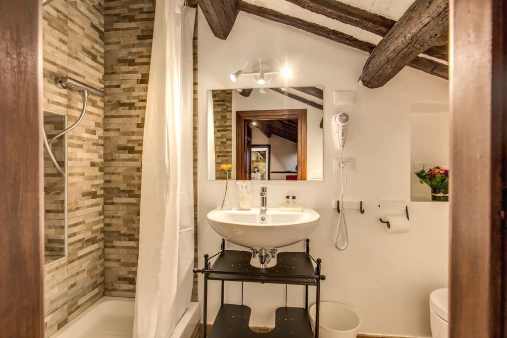 Piccolo Trevi Suites - photo 8