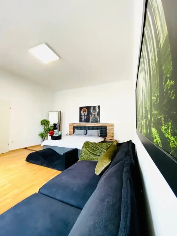 Bright 2BR Apartment Near Westbahnhof - photo 4