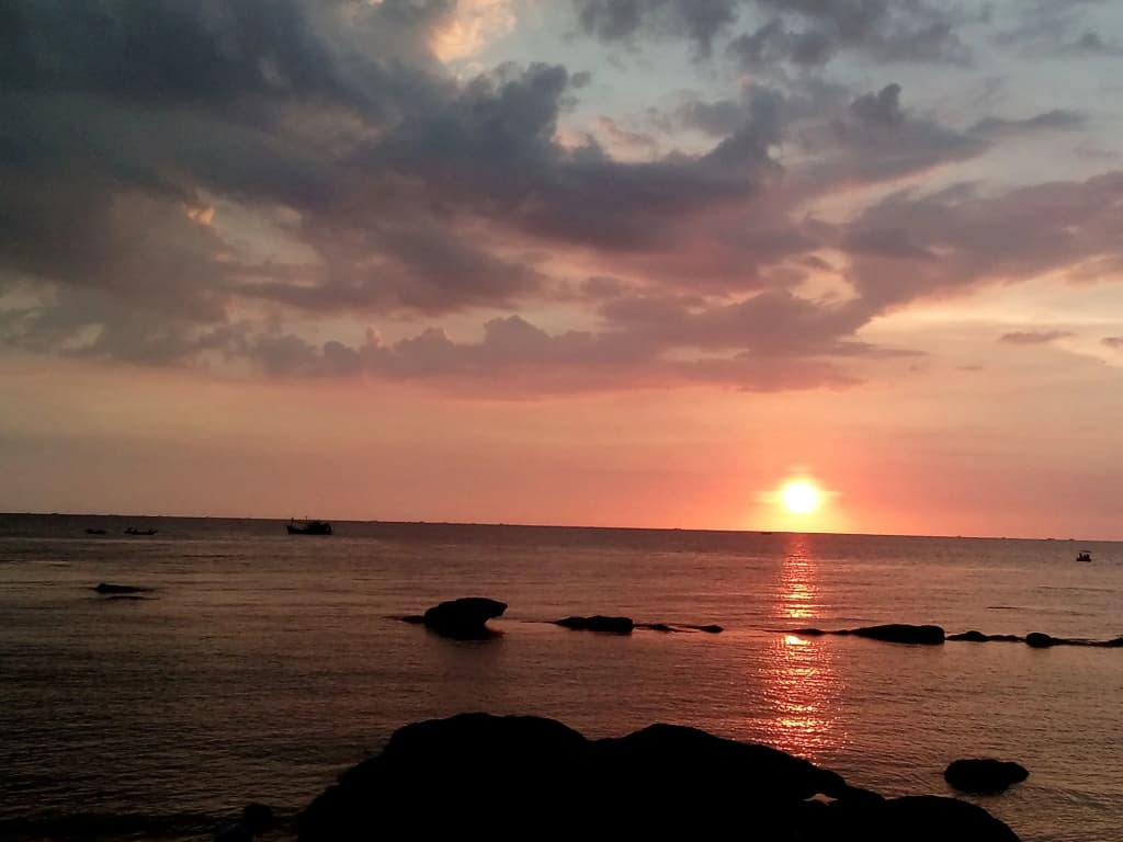 Free Beach Resort - photo 10