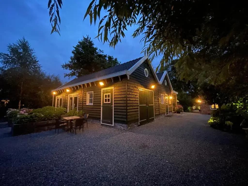 Flora’s B&B - photo 5