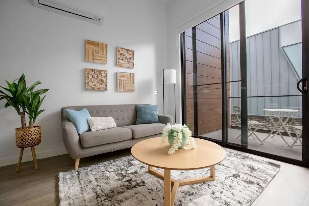 Elegant Stylish Living@mooneeponds Wifi/parking - photo 6