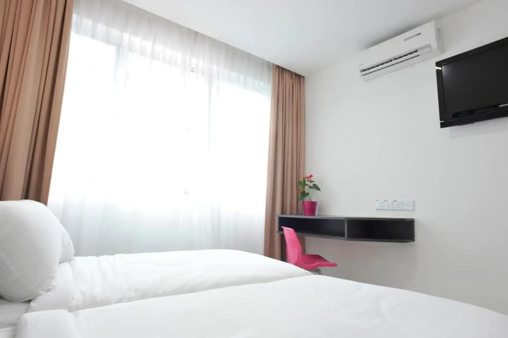 V Hotel - photo 15